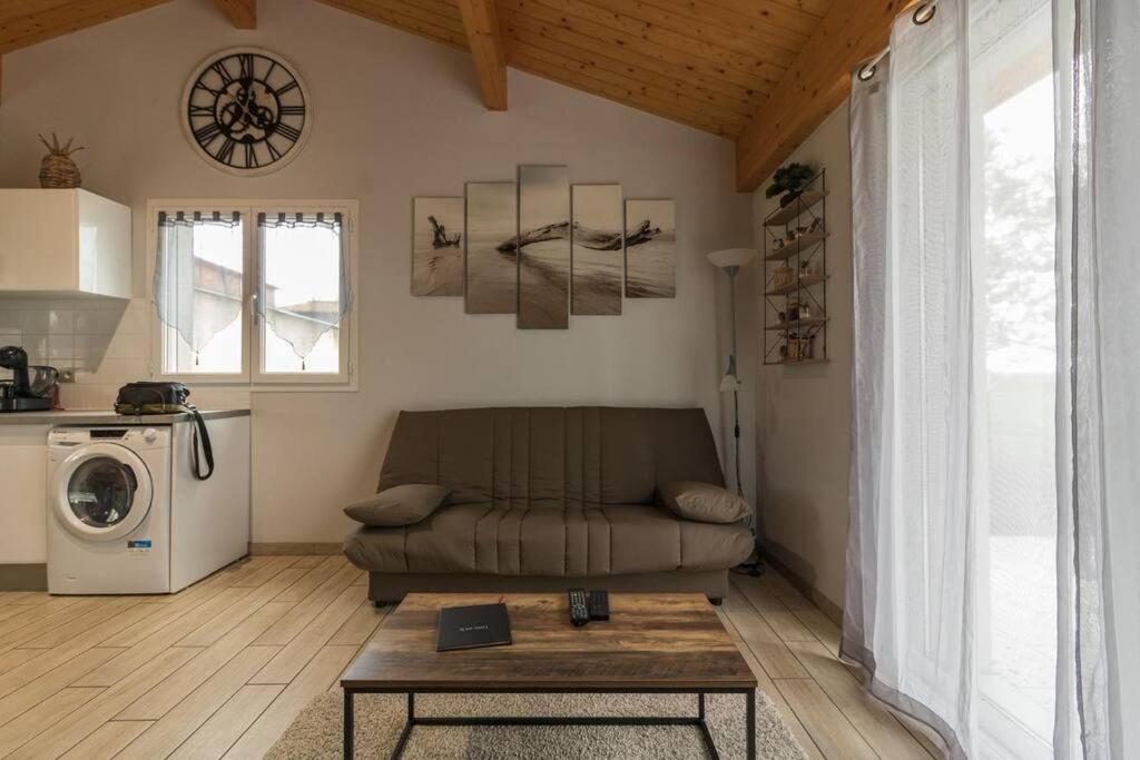 Gite A La Ferme De La Bouriette Revel  Exterior photo